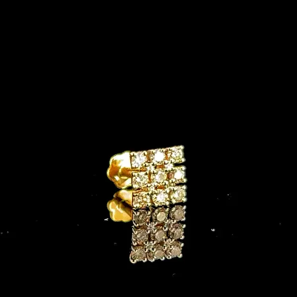 Luxe Glimmer Pure Gold Nose Pin - Image 4